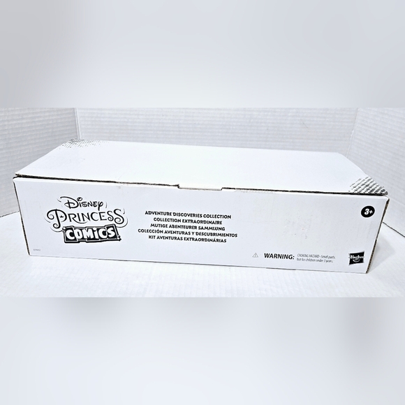 Disney Princess Hasbro Comics ,Doll Set with 9 Figures,Bases,Display Castle - Picture 2 of 12